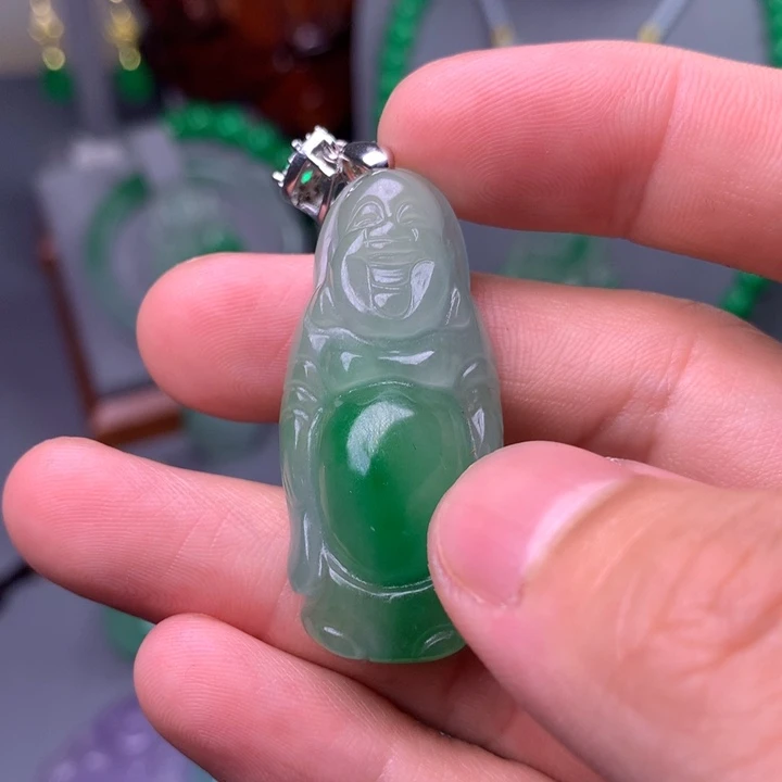 翡翠未镶嵌颈饰吊坠