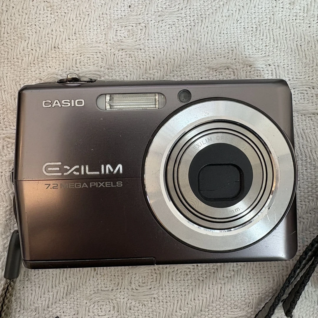 95新 Casio/卡西欧 z700 ccd 数码相机 无质量问题no退no换
