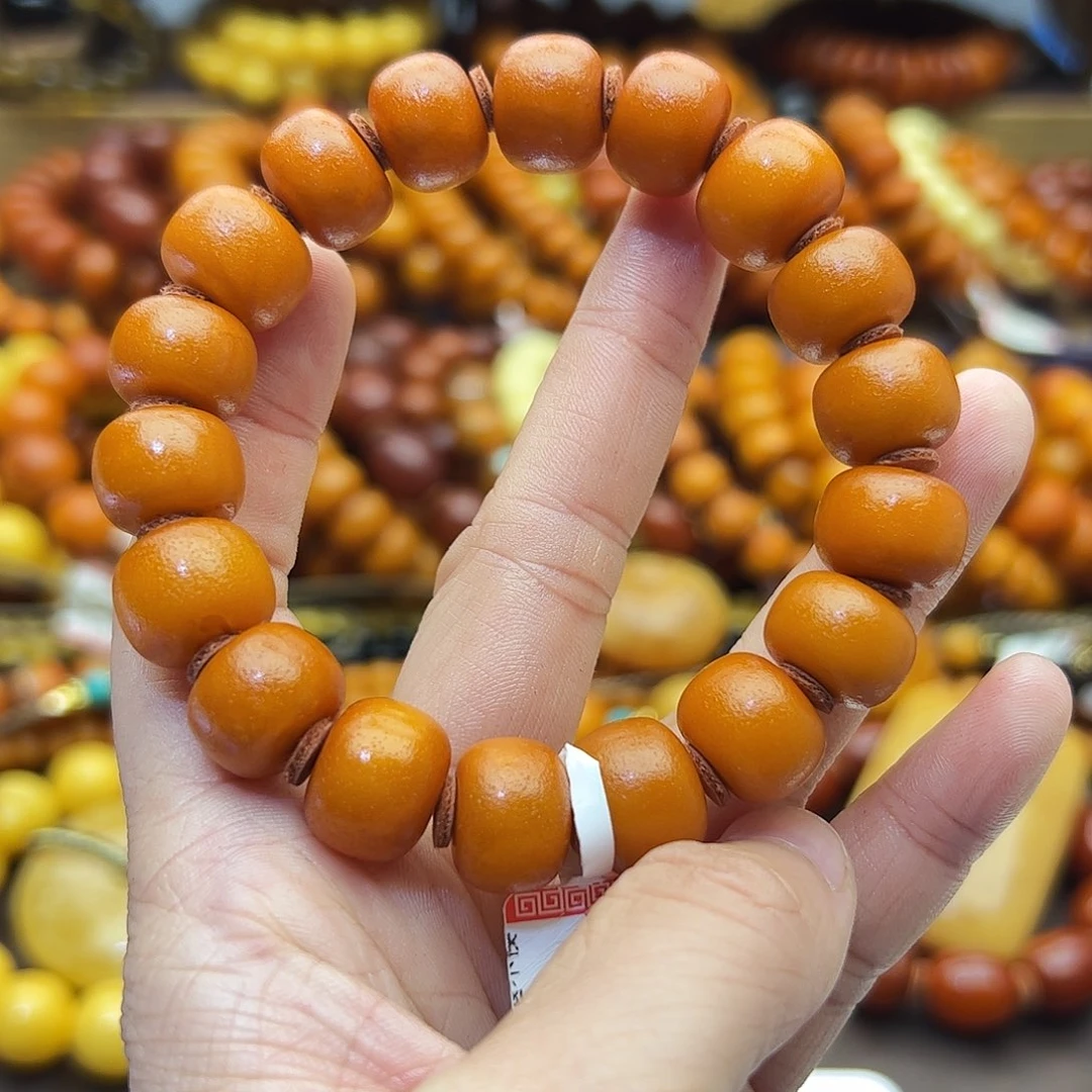 蜜蜡未镶嵌珠宝奇石