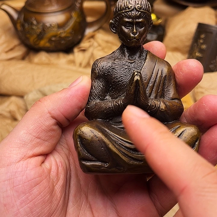 精美铜器做工精湛