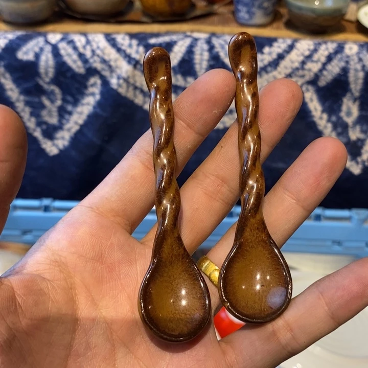 瓷片庸**扰瓷器瓷器瓷器