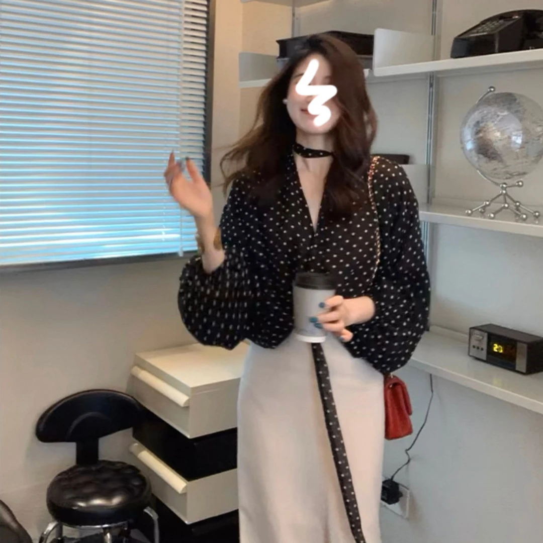 慧雯儿家自制款【V领波点上衣】气质飘带设计感衬衫女