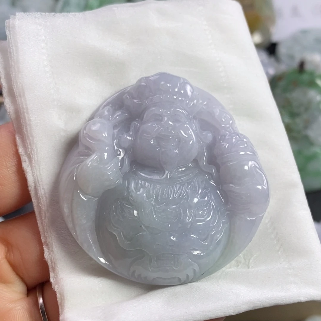 翡翠颈饰未镶嵌财神