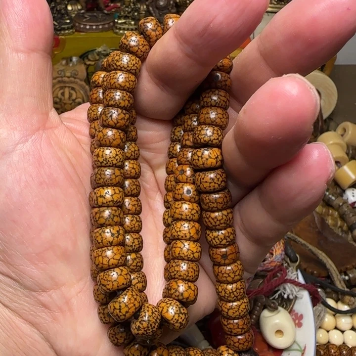 檀香紫檀（小叶紫檀）牵*