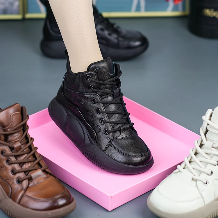 51326真皮高帮休闲鞋牛皮圆头平跟厚底舒适休闲百搭系带面包靴