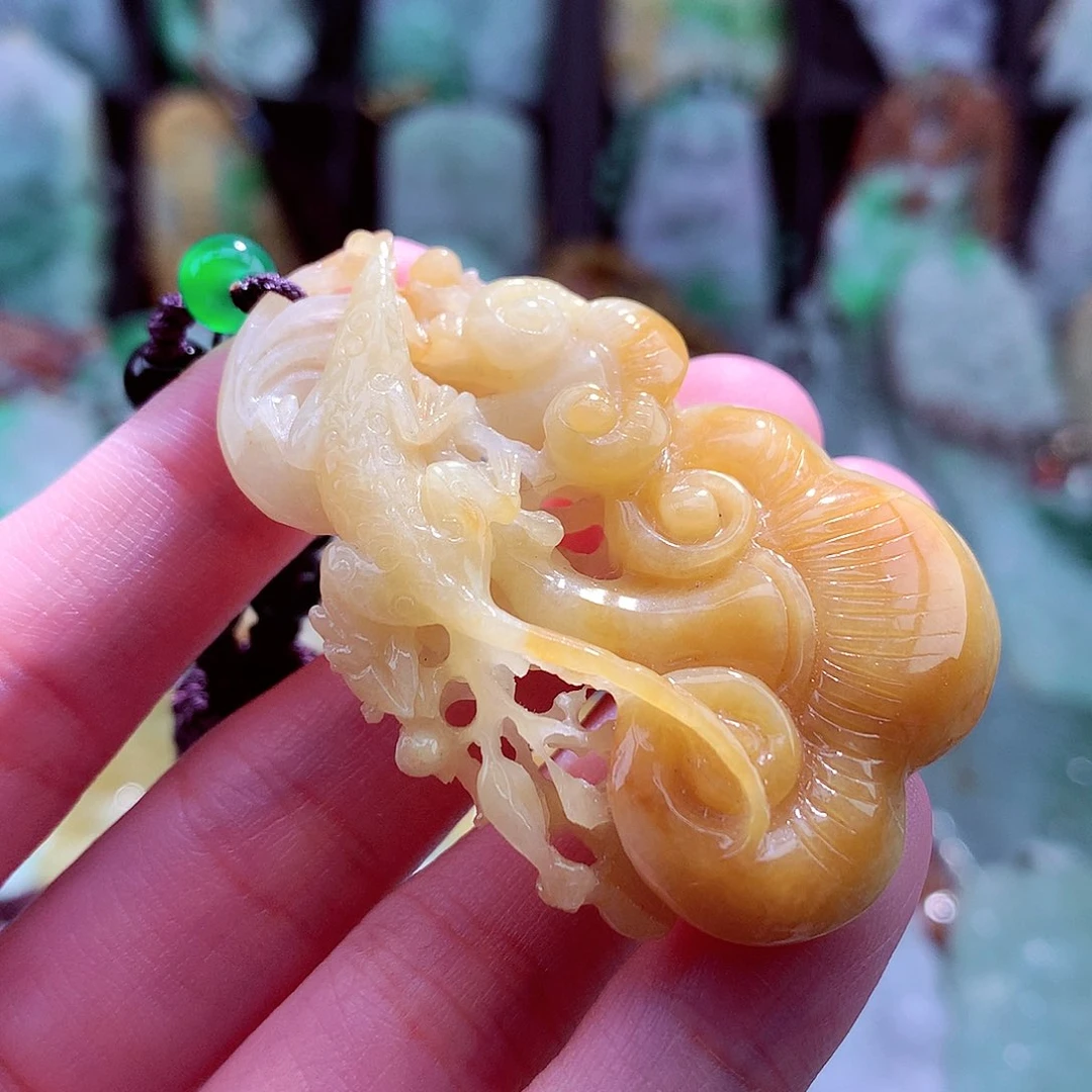 颈饰未镶嵌翡翠天然