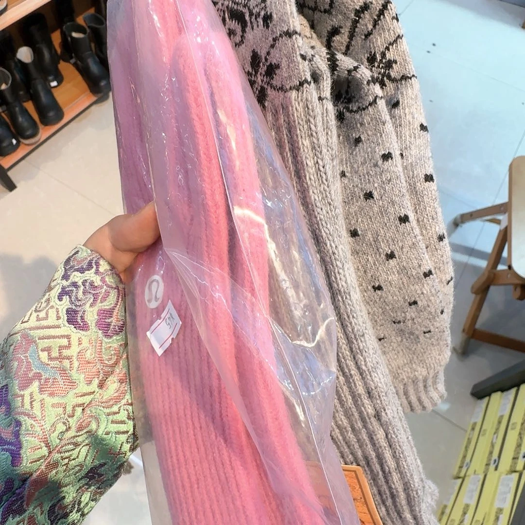 就***紫羊剖层皮革护膝1 粉手套1