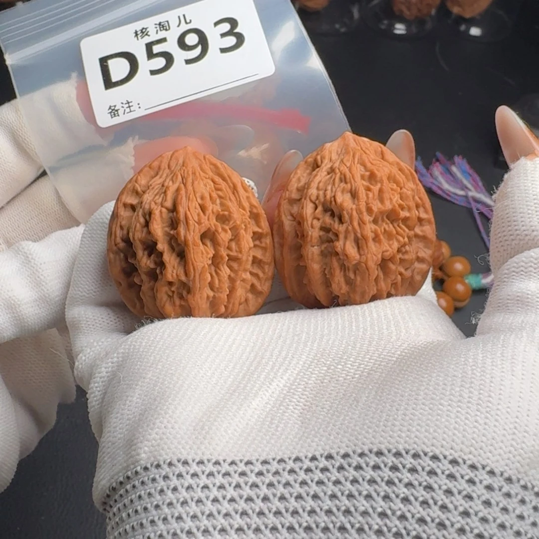 把件文玩核桃40虎头D593