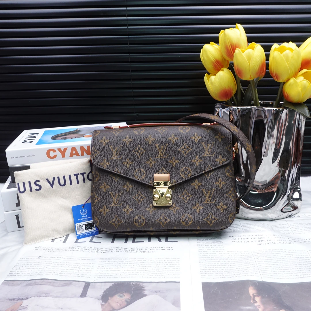 95新 LouisVuitton/路易威登 单肩包/T10328600