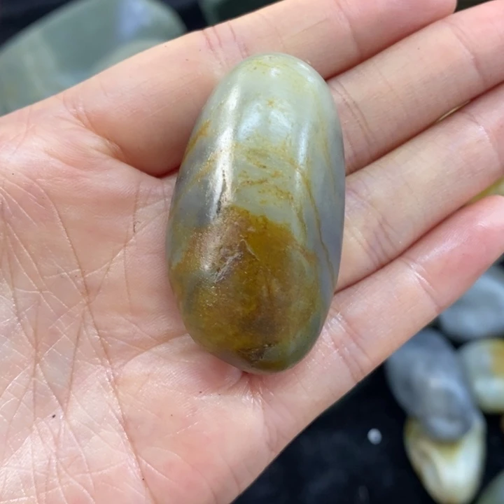 未镶嵌和田玉（糖玉）挂件