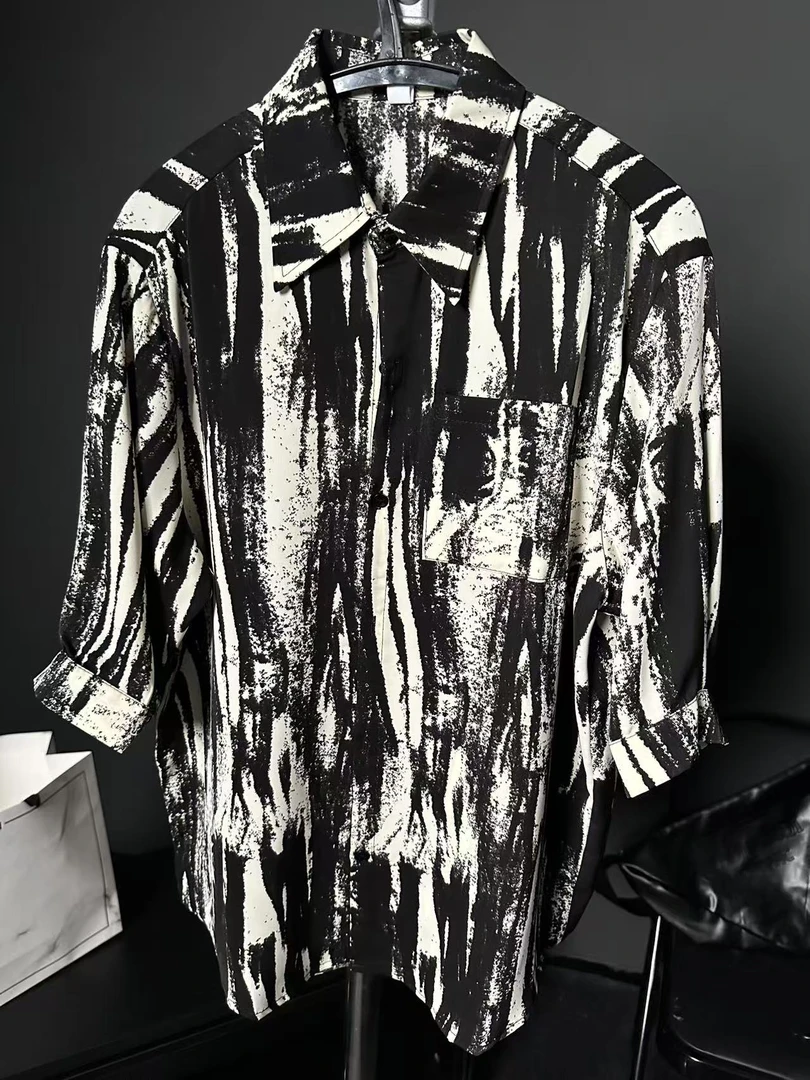 男士夏季冰丝短袖衬衣冰丝凉感薄款上衣条纹高级感百搭凉快衬衫潮