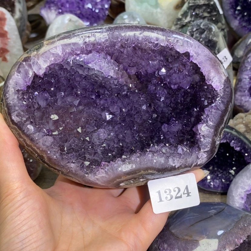 【闪购商品】未镶嵌大型摆件（非配饰）紫晶