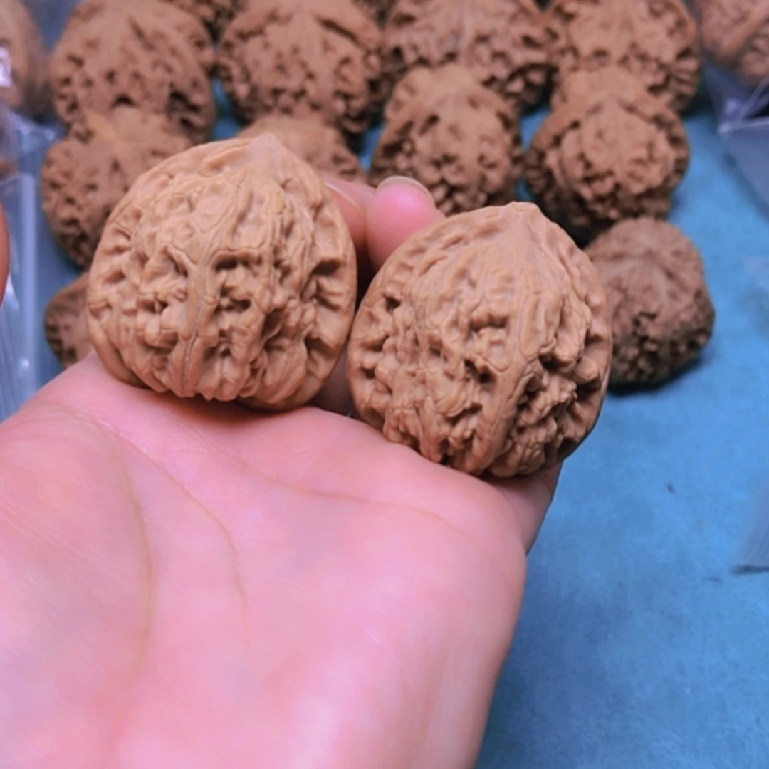 【闪购商品】摆件核桃35山神庙修尖