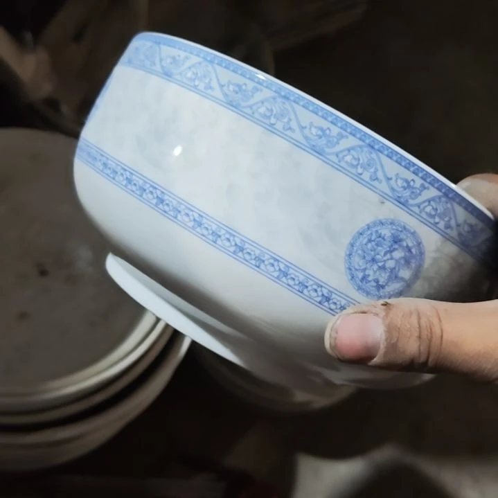 陶瓷盘子碗啥都有