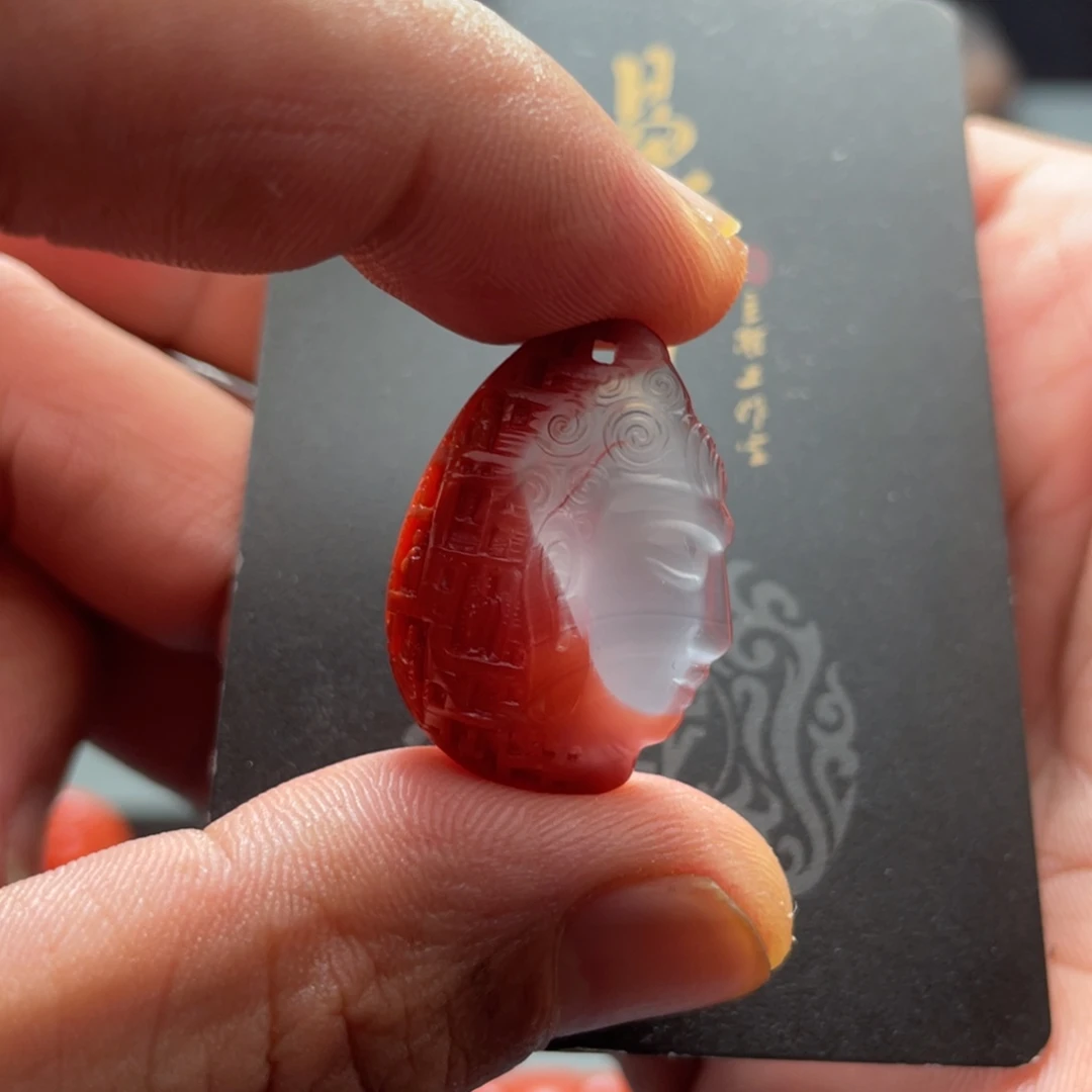 南红玛瑙未镶嵌挂件