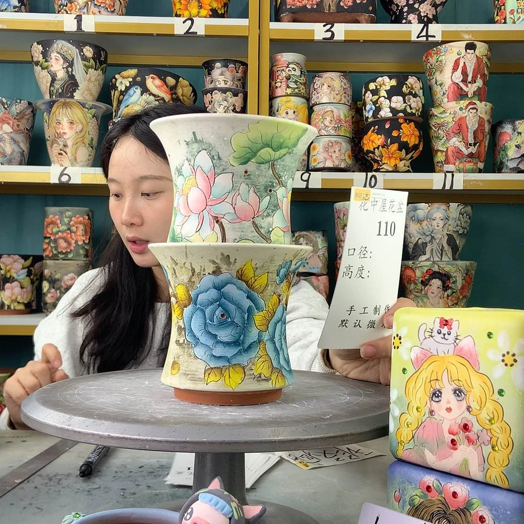 陶景德镇手工花盆110