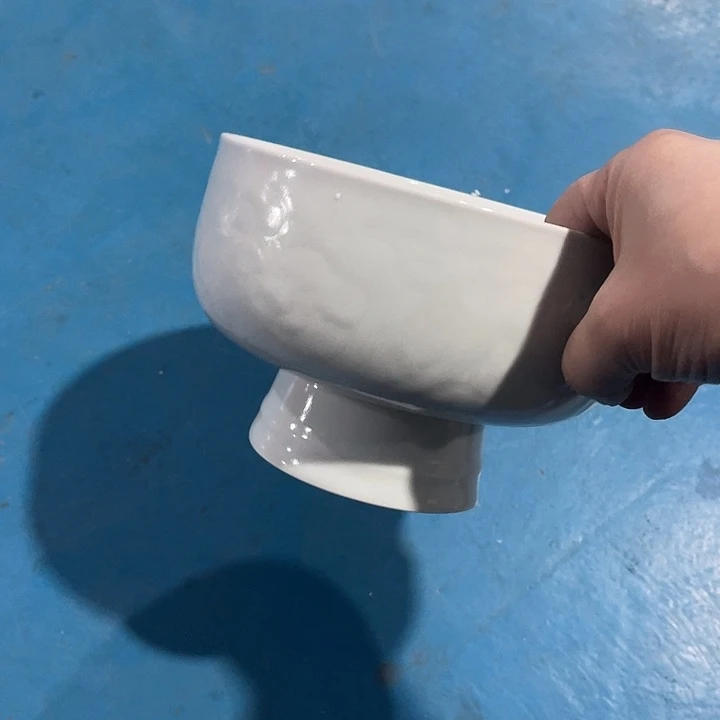 瓷片青白瓷六英寸高脚果然一个，微瑕包邮