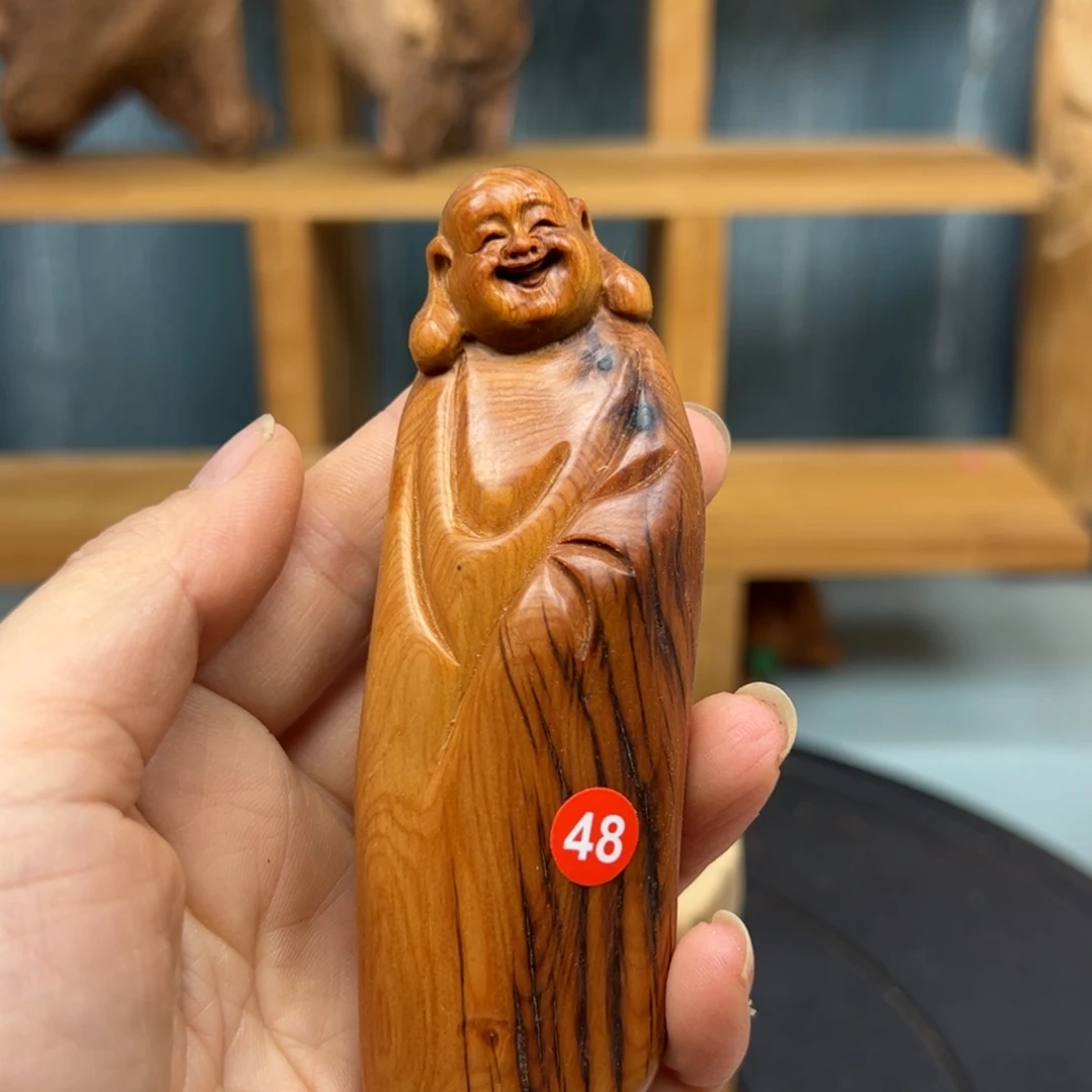 缘***妳木崖柏木摆件手把件
