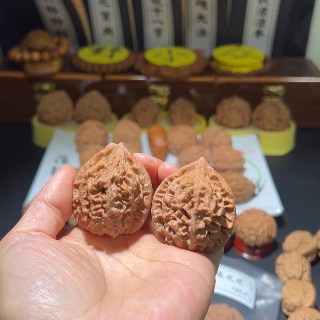 j***子把件文玩核桃苍龙虎