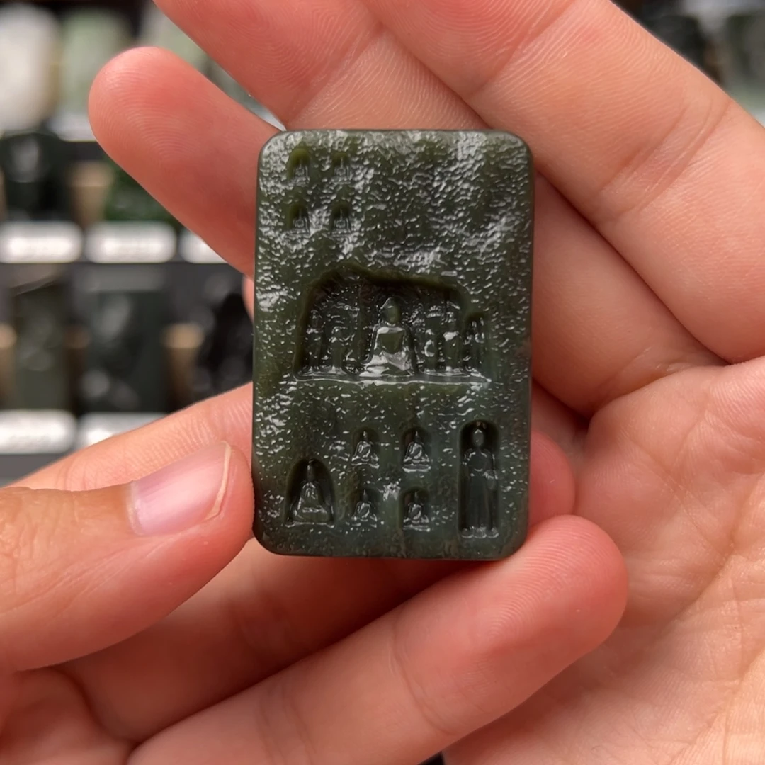 文***年和田玉未镶嵌挂件