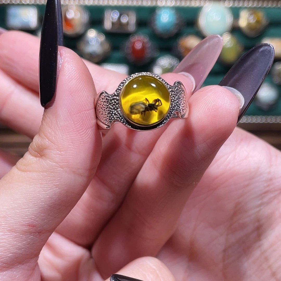 霸***麻虫珀银S925镶嵌戒指