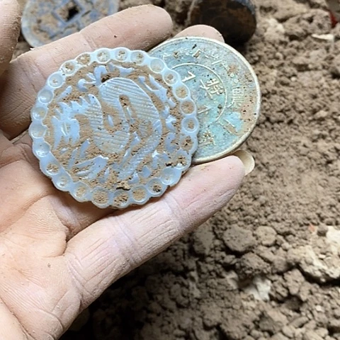 瓷片瓷器紫砂壶摆