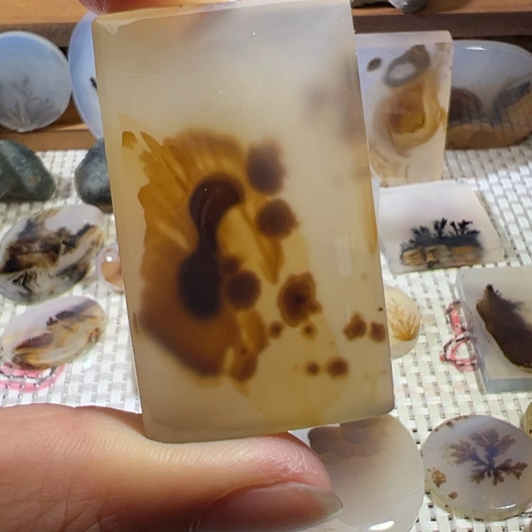 玛瑙/玉髓未镶嵌颈饰