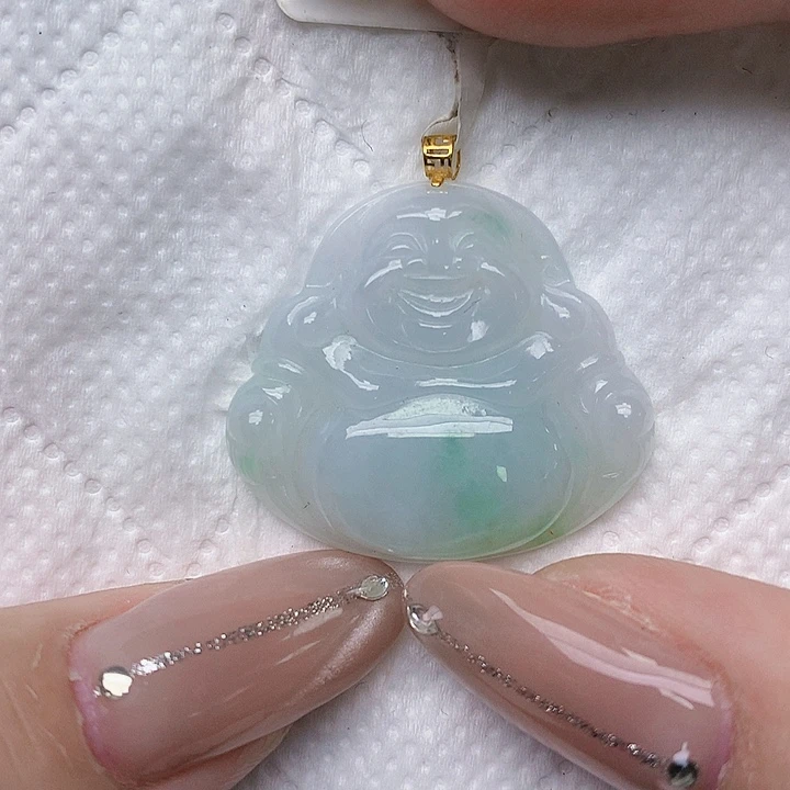 颈饰18K金镶嵌翡翠