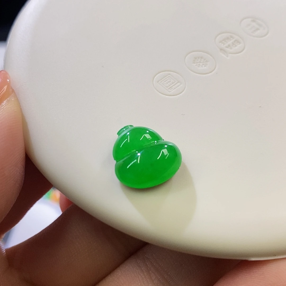 未镶嵌挂件翡翠色标