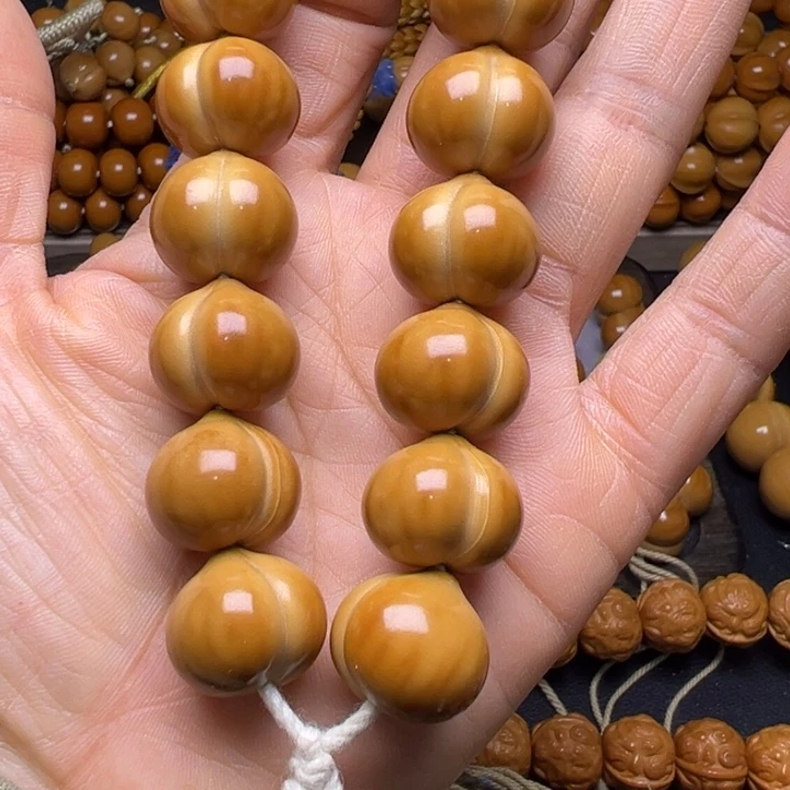 吊坠橄榄核聚宝盆