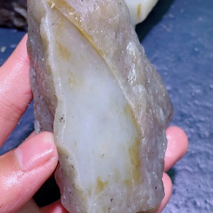 和田玉（糖玉）未镶嵌珠宝半成品