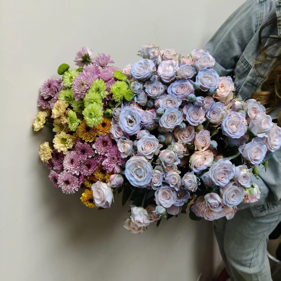 【折射碎冰蓝10枝+混色小菊10支】鲜花两单升级顺丰/德邦空运送上门