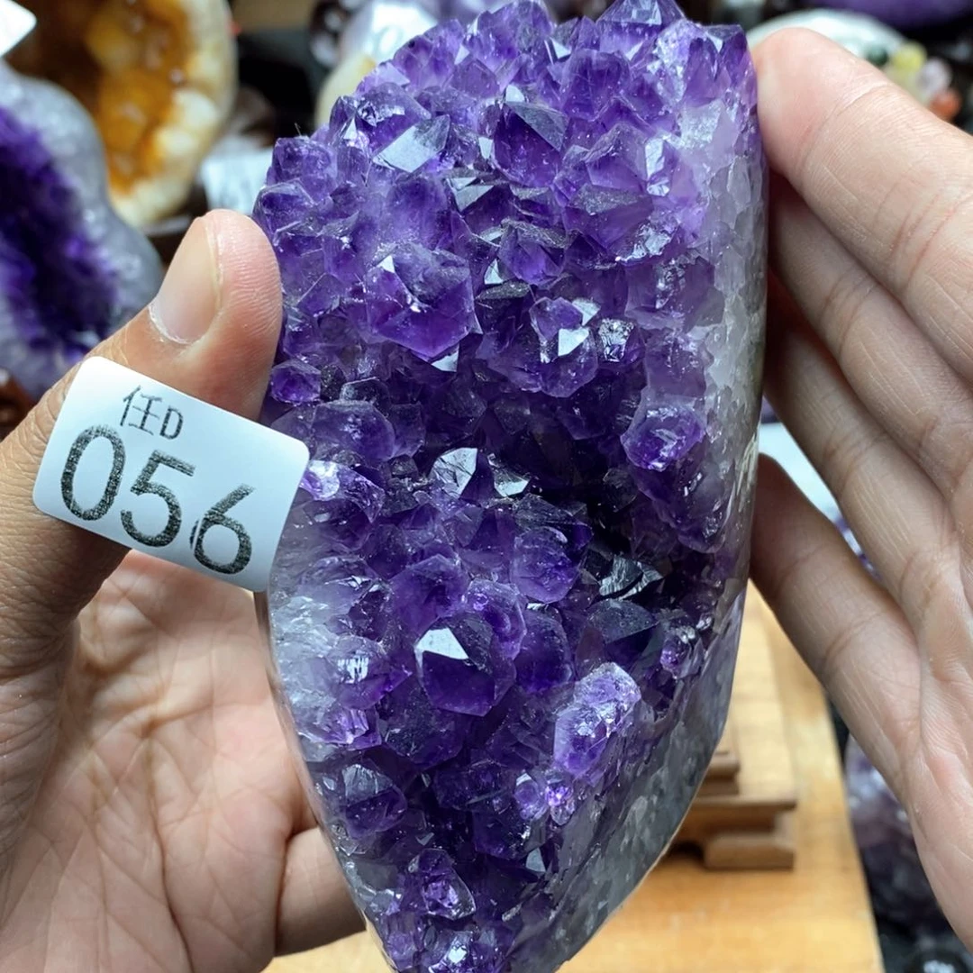 未镶嵌大型摆件（非配饰）水晶