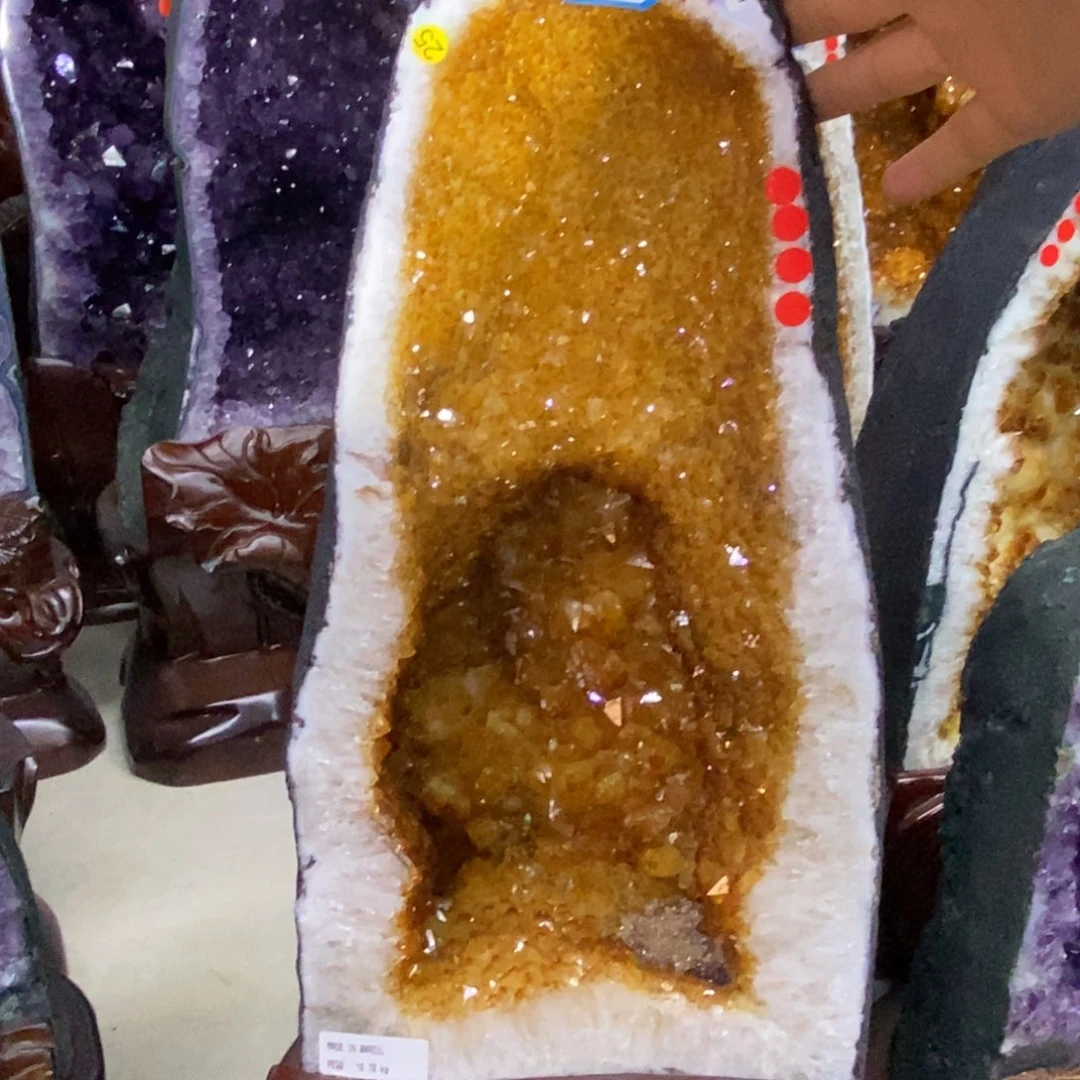 R***H未镶嵌紫晶大型摆件（非配饰）潘