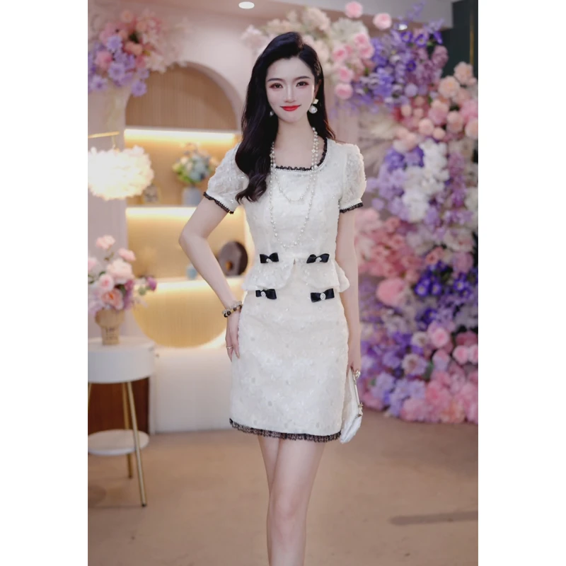 2025女夏季新款轻奢修身气质短袖时尚两件套杏色上衣+半身裙1784