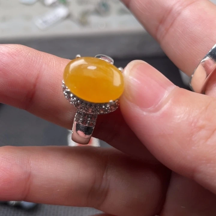 翡翠未镶嵌戒指缅甸天然翡翠