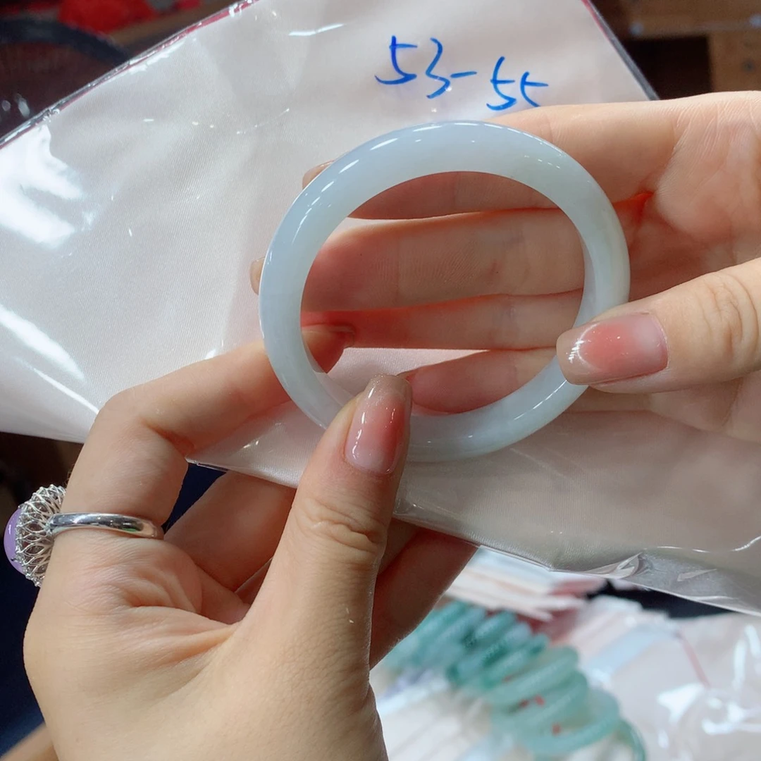 未镶嵌手镯翡翠买断