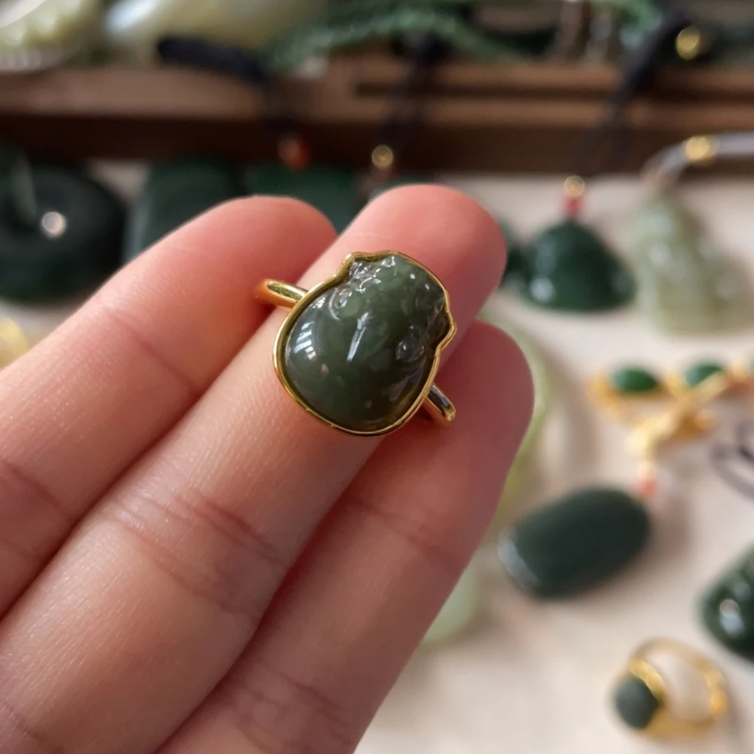 和田玉未镶嵌戒指