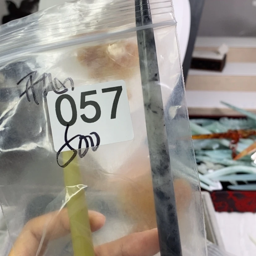 【闪购商品】岫玉颈饰未镶嵌开*?