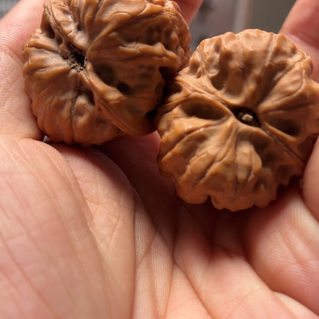 呵***呵文玩核桃吊坠搞一搞