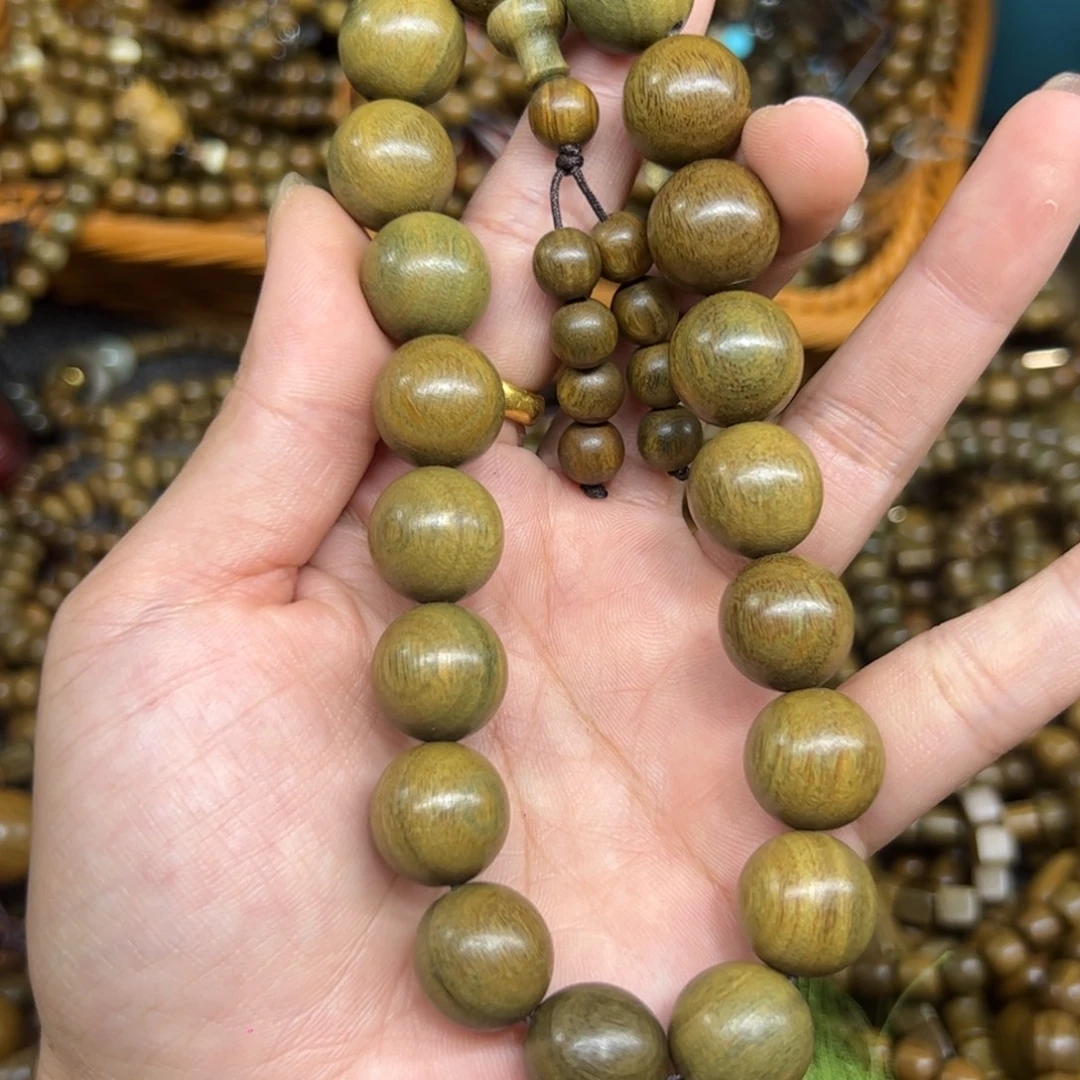 维腊木（绿檀）无事牌