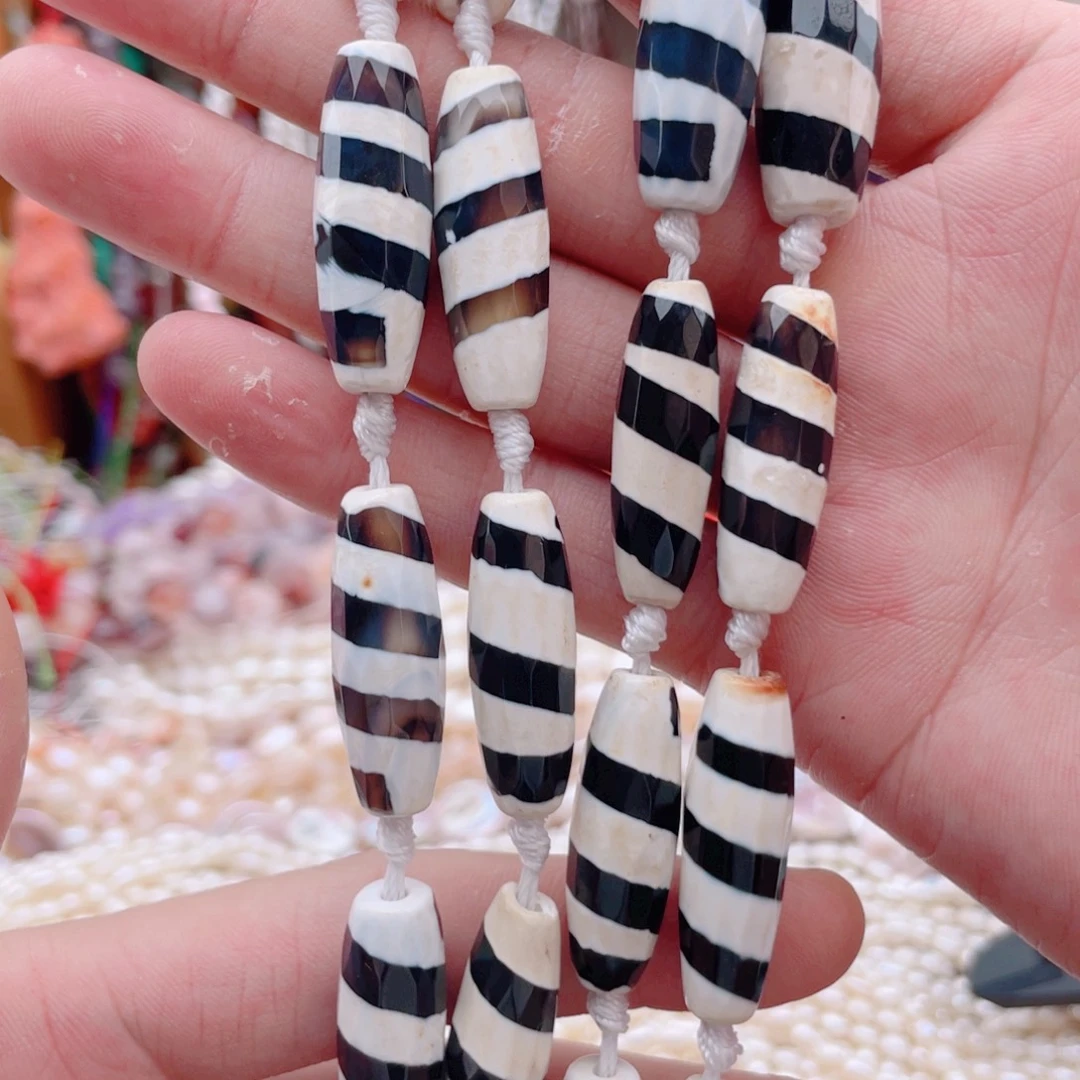 玛瑙/玉髓未镶嵌珠宝半成品一线玛瑙天，珠1条卡10*30
