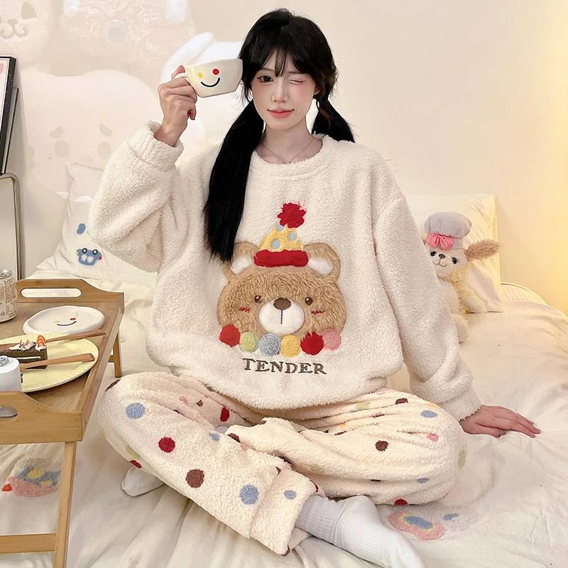 半边绒女款冬季加绒加厚生日小熊少女风家居服睡衣套装