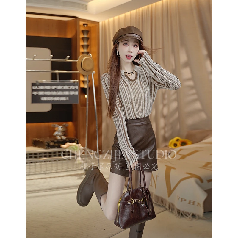 【裴诗婷】MY00068 细闪坑条长袖套头毛衣