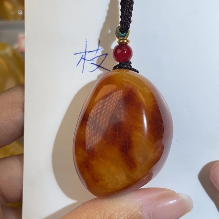 定制琥珀未镶嵌琥珀