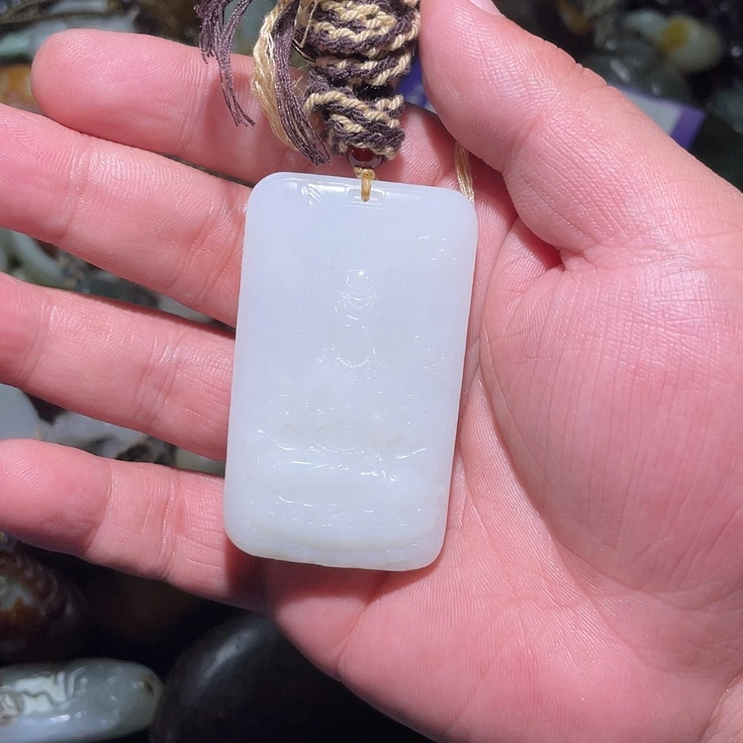 和田玉未镶嵌颈饰