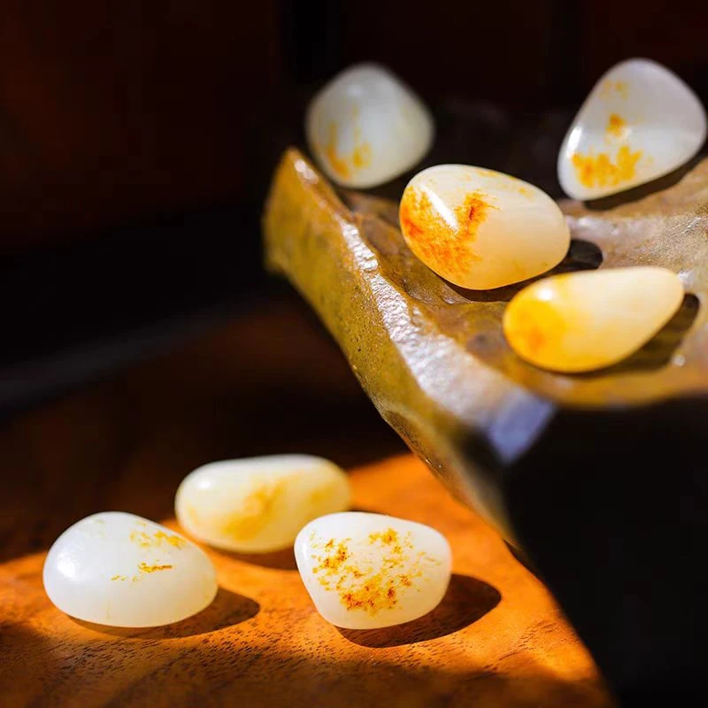 新田和疆玉籽料盆景石