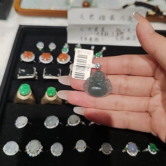 翡翠未镶嵌颈饰天然缅甸翡翠A货佛公吊坠