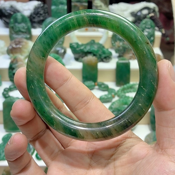 独山玉未镶嵌颈饰60圈口