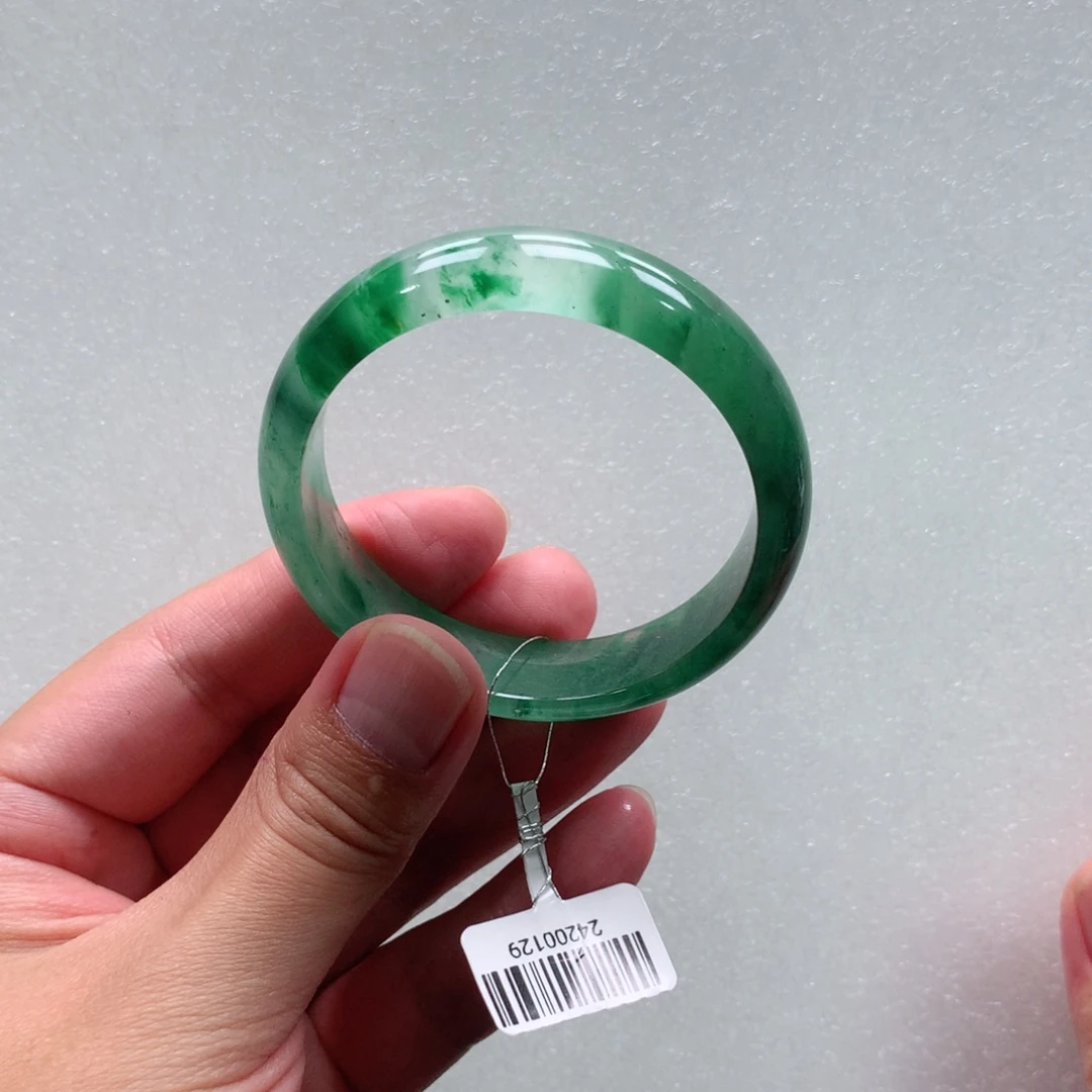 石英质玉未镶嵌手镯青青54-多人